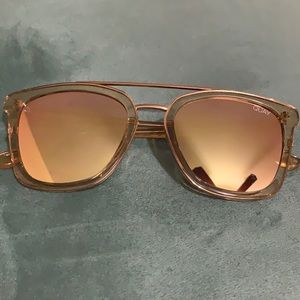 Quay Sweet Dreams -Champagne Rose